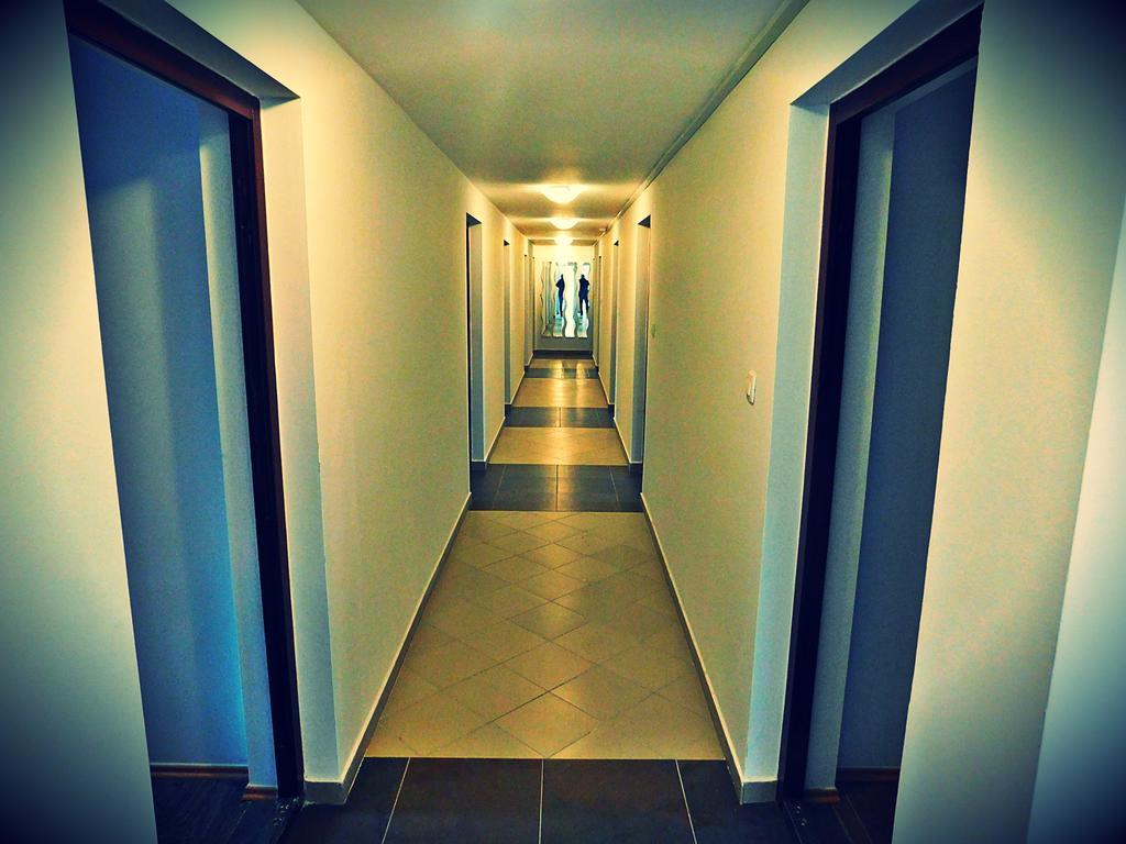 Integralni Hotel & Hostel Zagreb Exterior photo