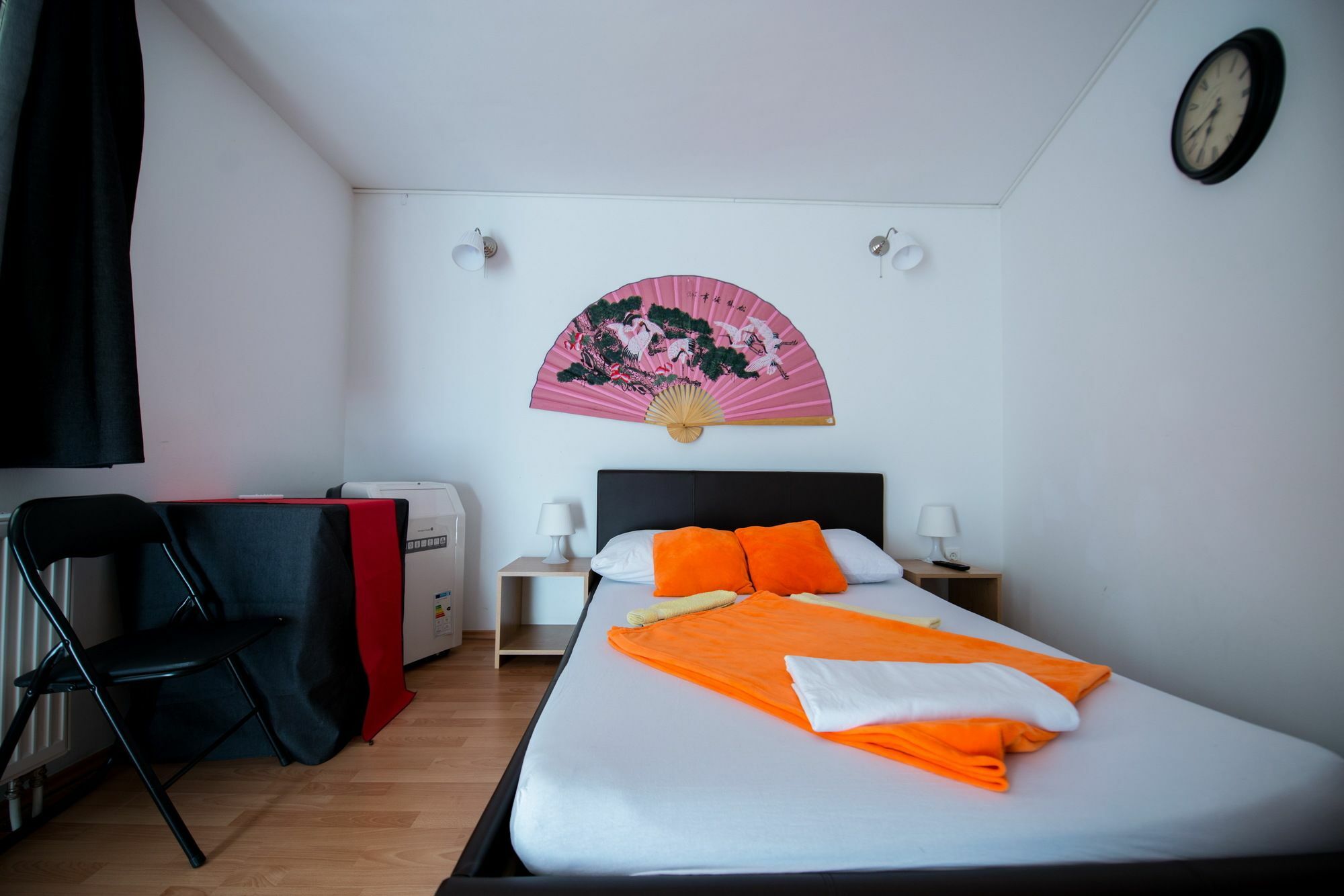 Integralni Hotel & Hostel Zagreb Exterior photo