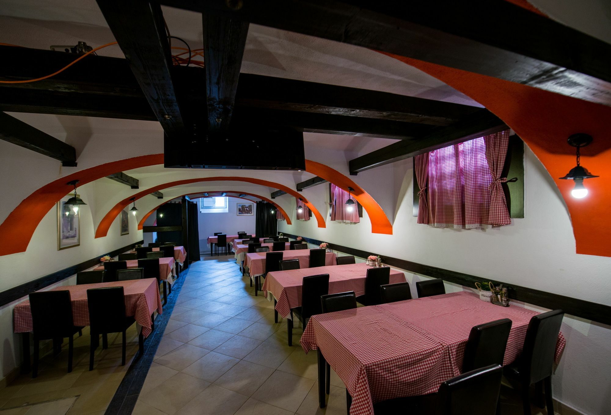 Integralni Hotel & Hostel Zagreb Exterior photo
