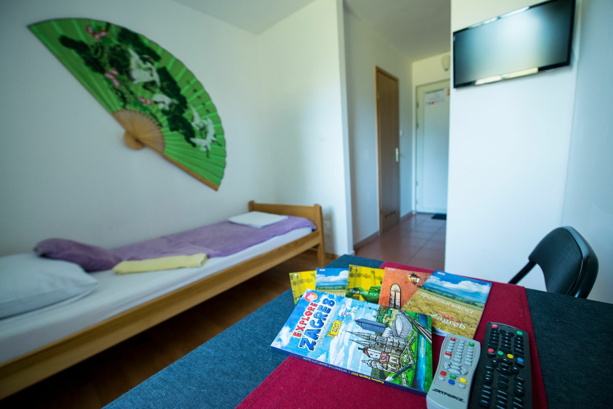 Integralni Hotel & Hostel Zagreb Exterior photo